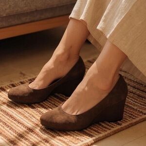 Gentle Souls Ridge Amaru Wedge Heels Sz 9,5 soft leather brown classic casual